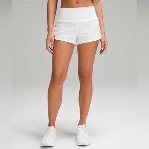 NWOT lululemon high rise speed up shorts 2.5 inch inseam (white, size 0)